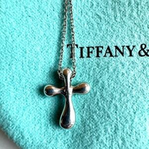 TIFFANY & CO Elsa Peretti Sterling Silver Cross Necklace 16”